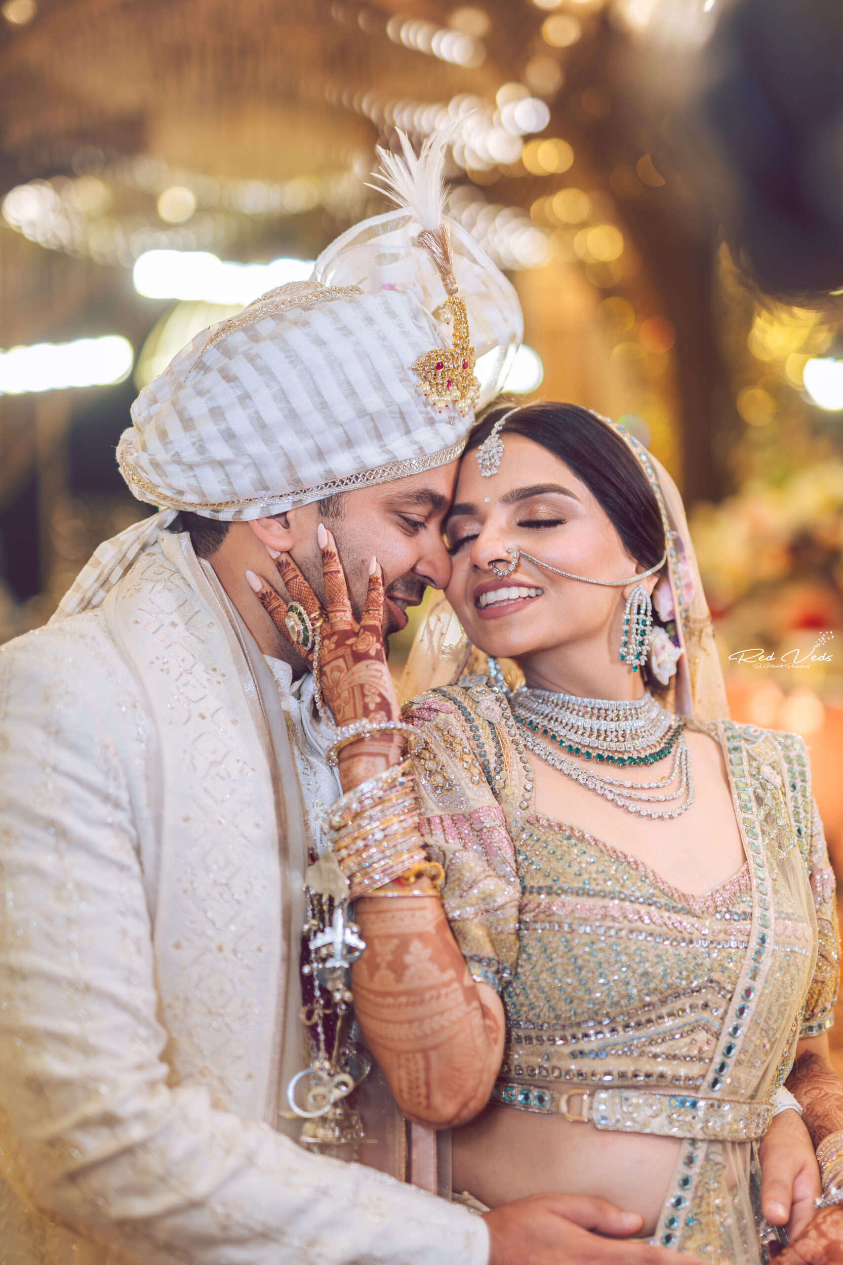 101 Romantic Wedding Couple Poses Ideas | Wedding couple poses, Couple  photography poses, Indian wedding poses