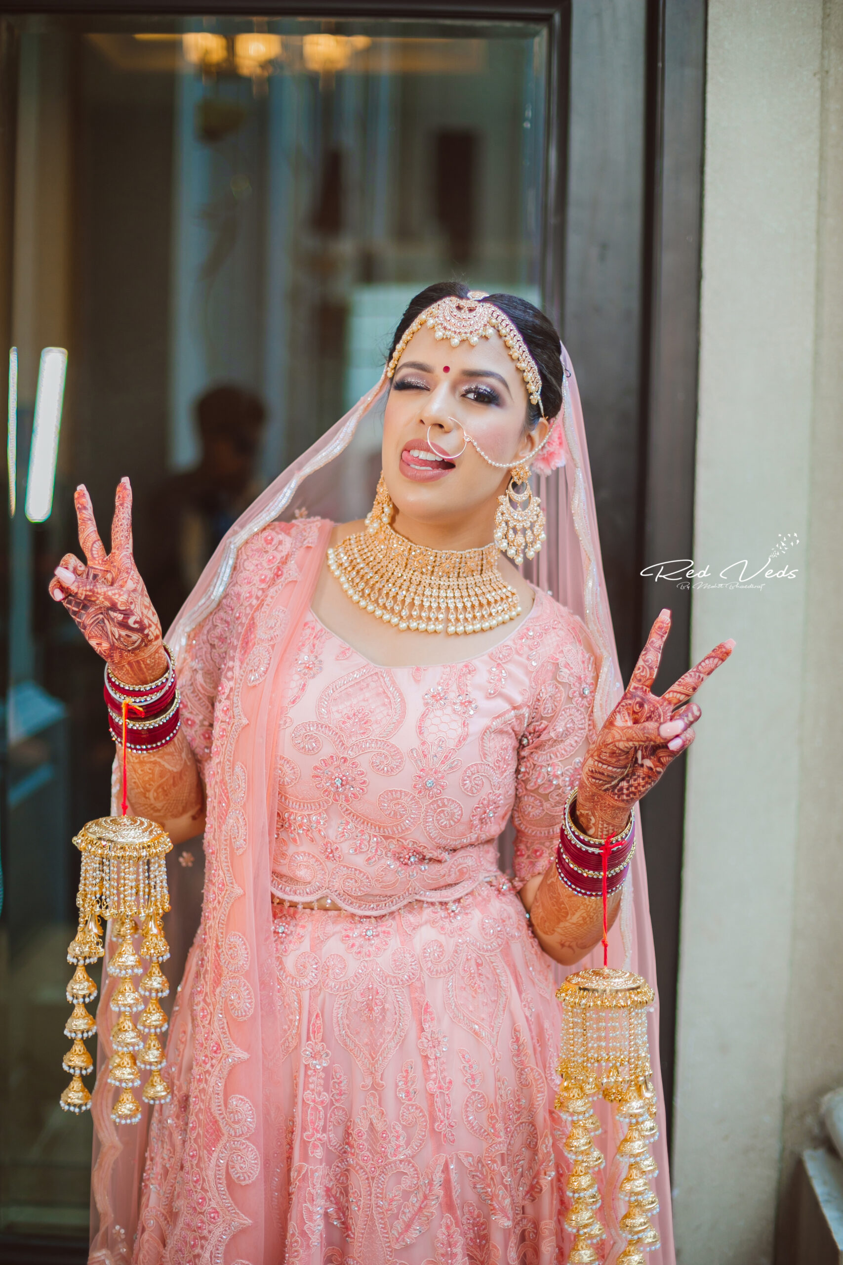 Pin by Raheel on Pins by you | Bride photography poses, Indian bride photography  poses, Indian bride poses