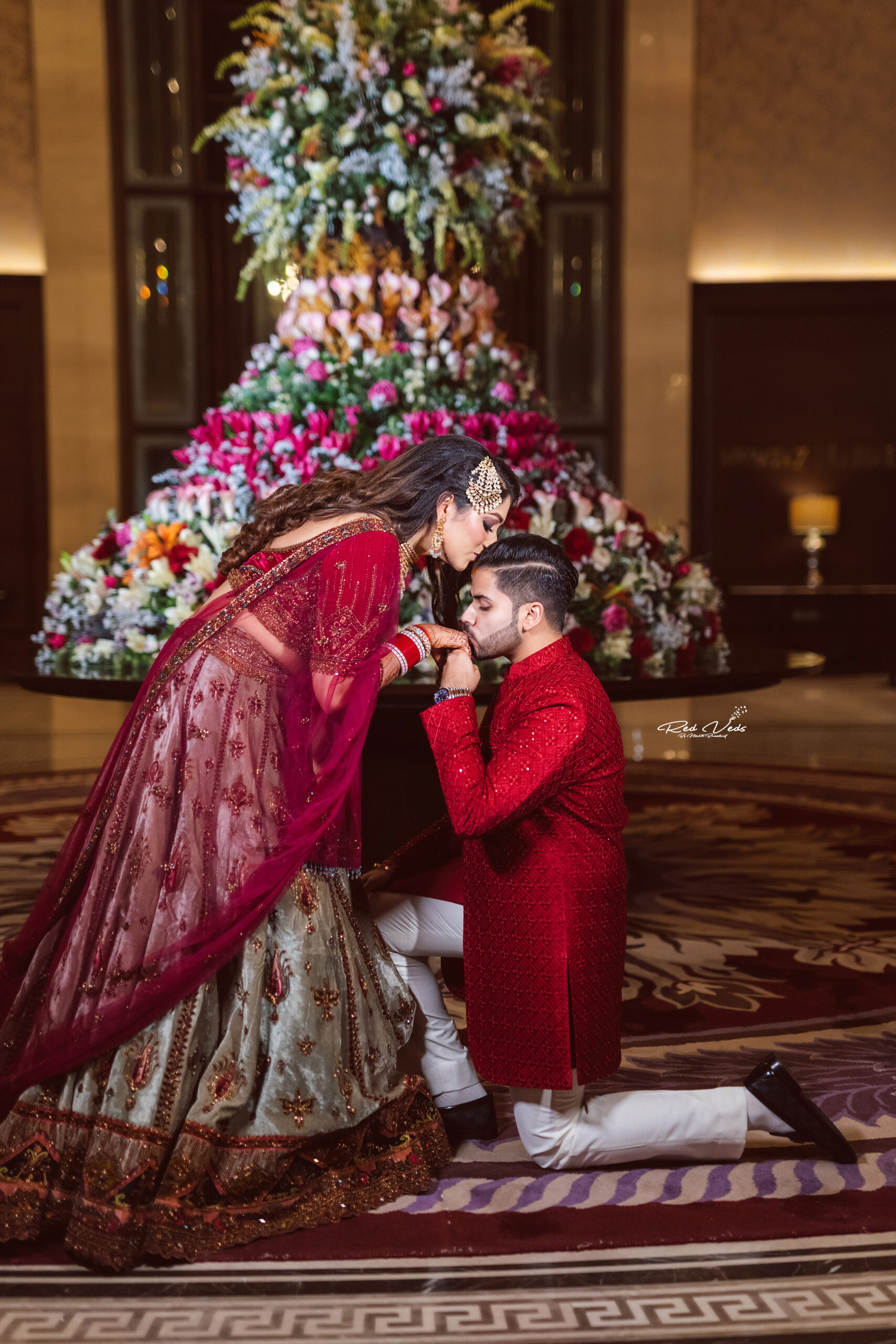 San Francisco City Hall Indian Wedding Shoot | Yasmeen and Rohit | Indian  wedding photography couples, Indian wedding couple, Indian wedding  photography