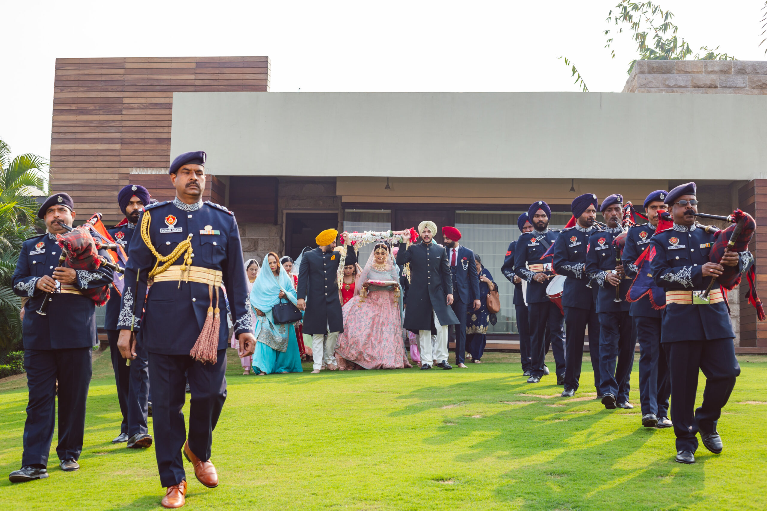 Trending Indian Wedding Couple Poses Ideas For Photoshoot