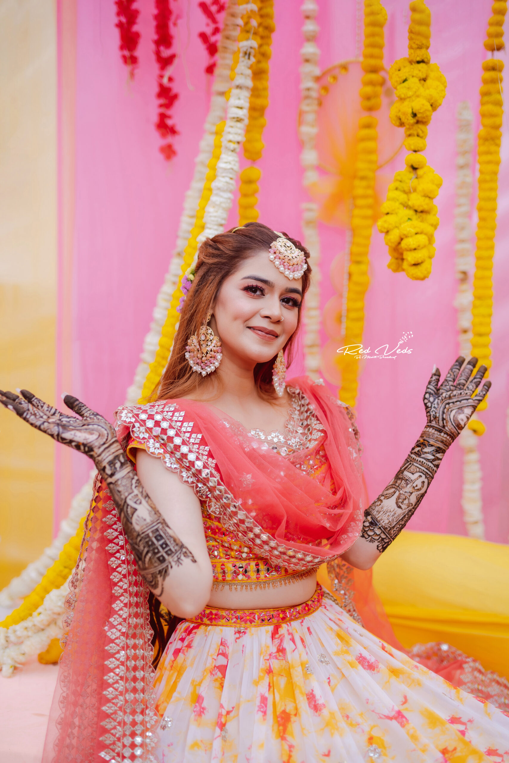 arjun mehandi arts HYDERABAD , Hyderabad - See arjun mehandi arts… | Indian  wedding couple photography, Indian wedding photography poses, Indian  wedding photography