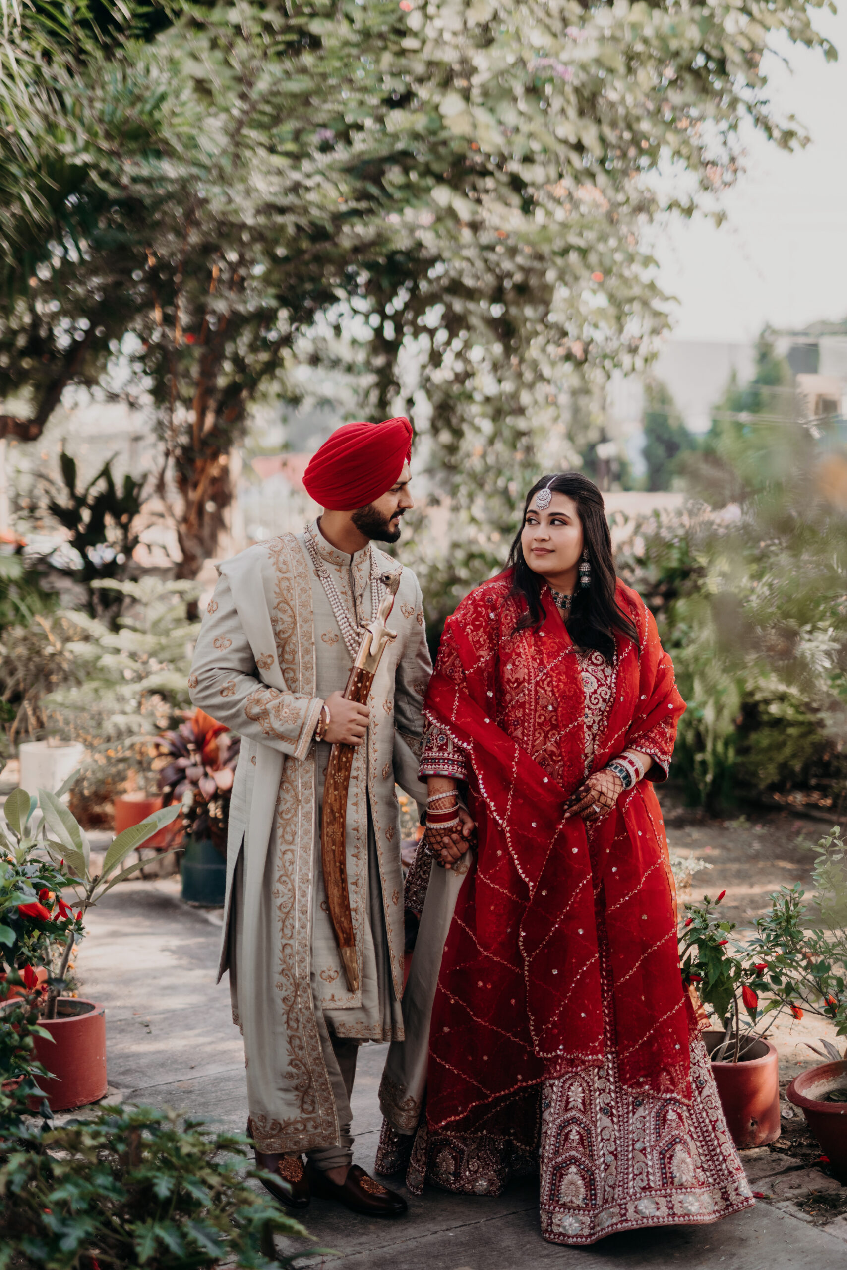 Glam Jaipur Wedding With A Traditional Bridal Lehenga | WedMeGood